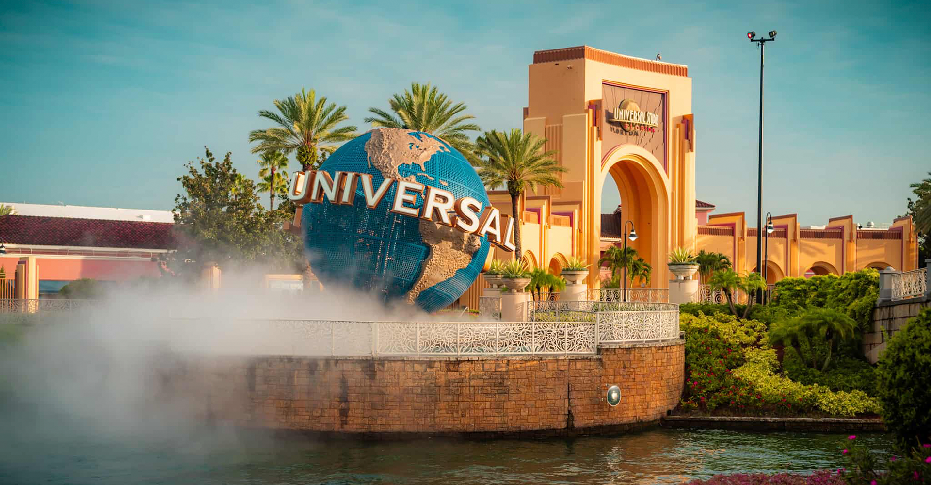 bg-seaworld Universal 3 Days / 2 Nights + 2 One day ticket - Image 1